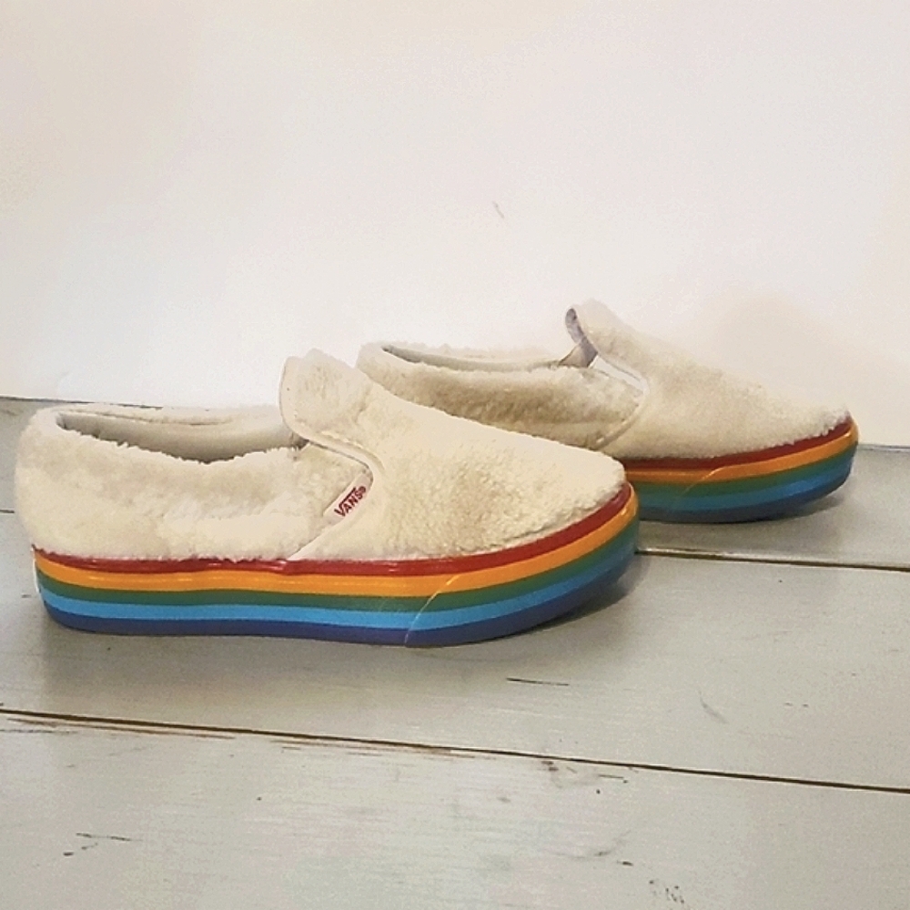 Kids Vans Cream Shoes/Slippers. Bold Stripe Sole. Sz 3.5 Pre-owned